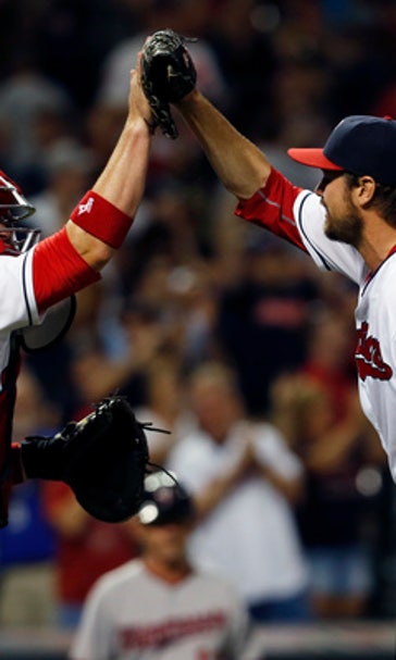 Tomlin struggles, Indians hand Twins 12th straight loss, 5-4